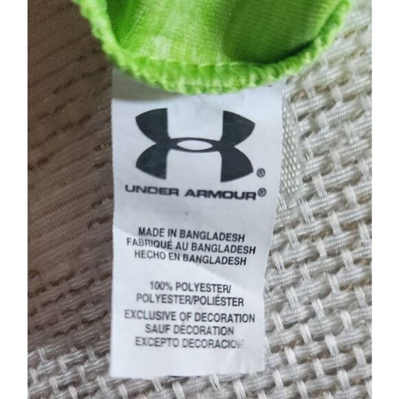 A15  Under Armour lime green athletic top, plus size - Picture 7 of 7